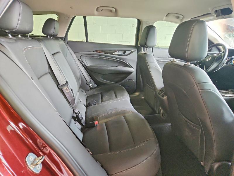 2018 Buick Regal Tourx Essence