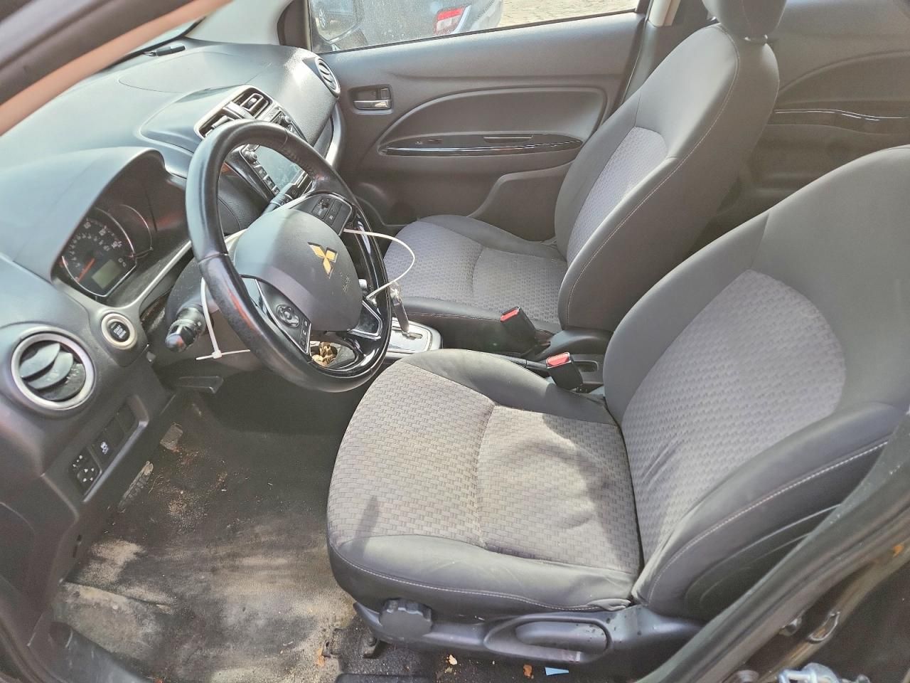 2017 Mitsubishi Mirage se