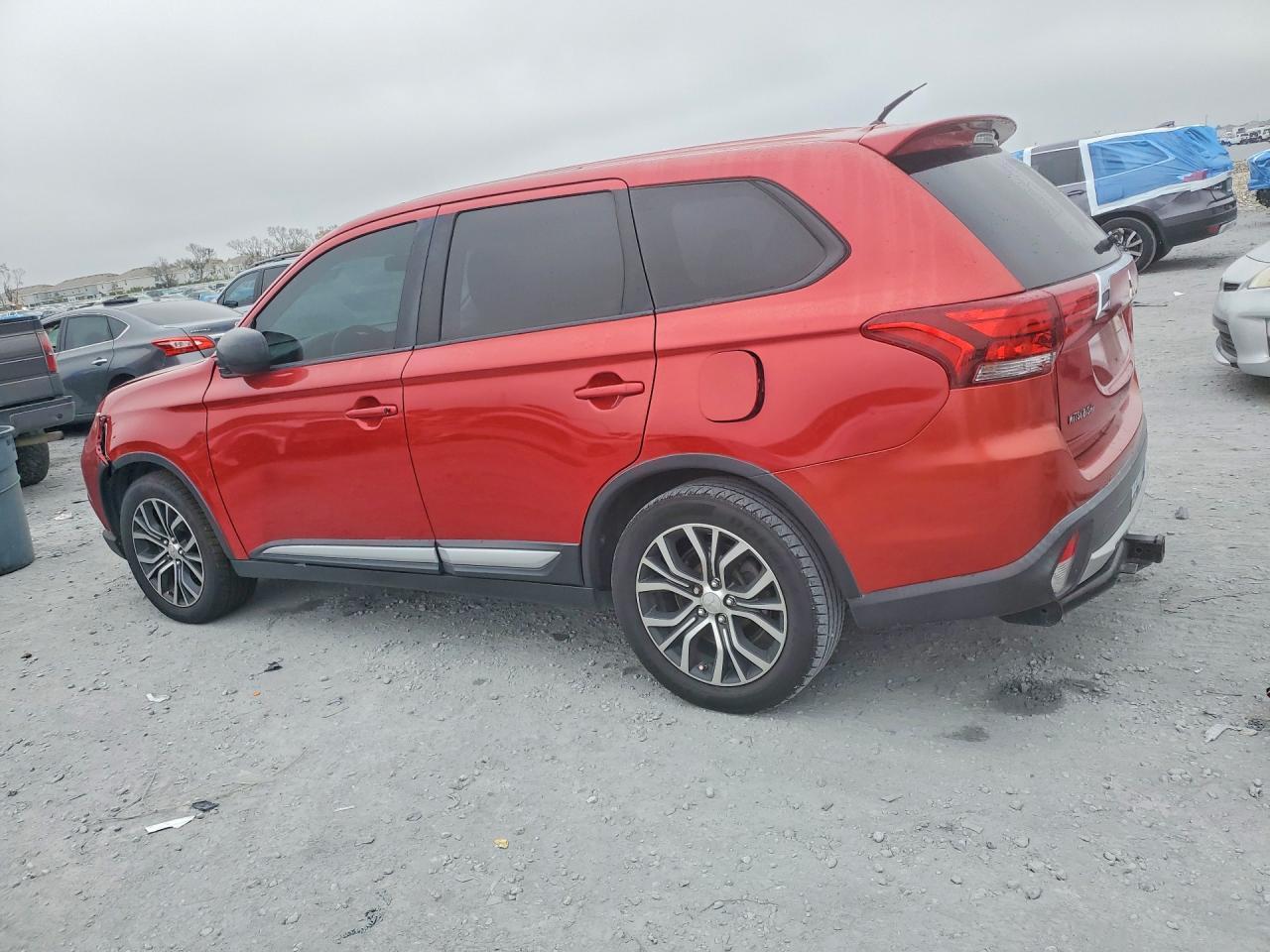 2016 Mitsubishi Outlander es