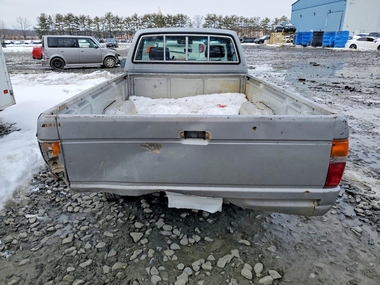 1987 Toyota Pickup Deluxe