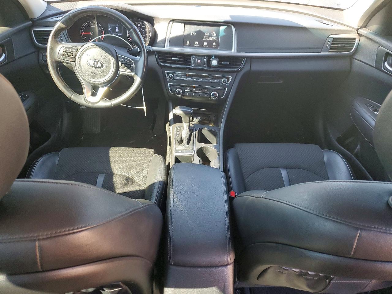 2018 KIA Optima s