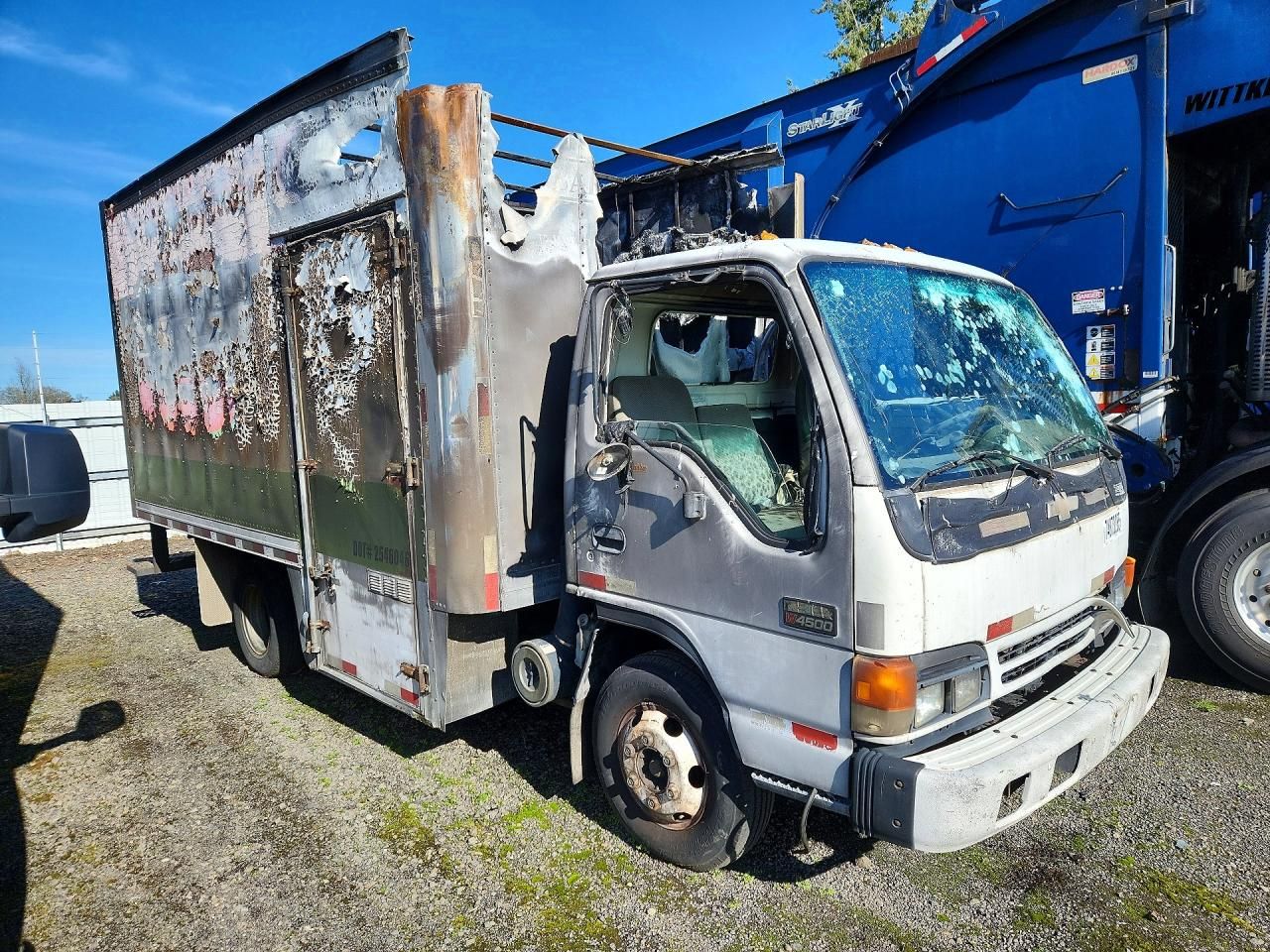 2003 Chevrolet W4500 BOX Truck