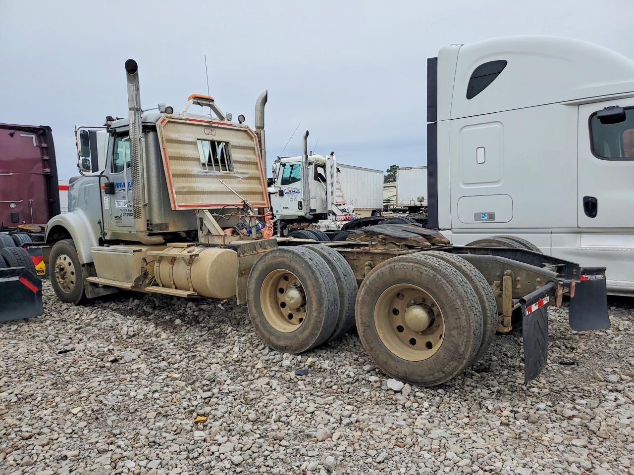 2020 International HX520 Semi Truck
