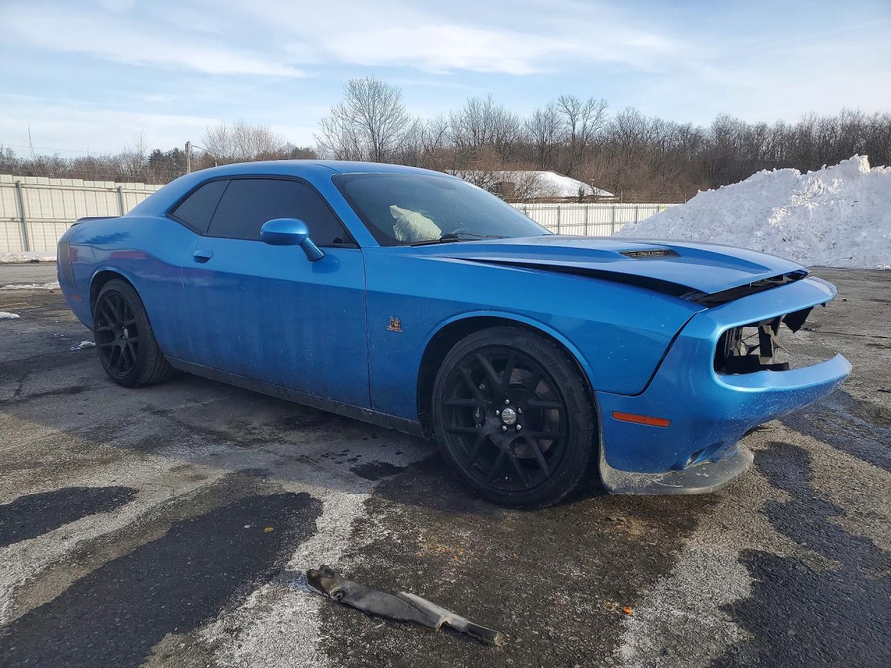 2015 Dodge Challenger r