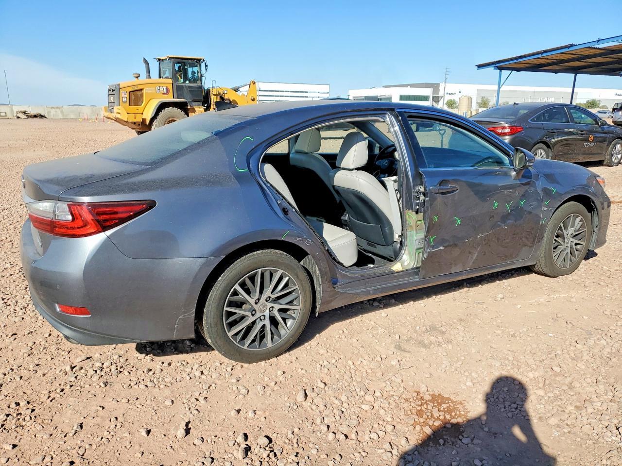 2017 Lexus ES