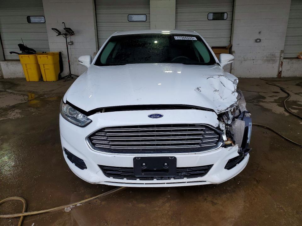 2015 Ford Fusion se Hybrid