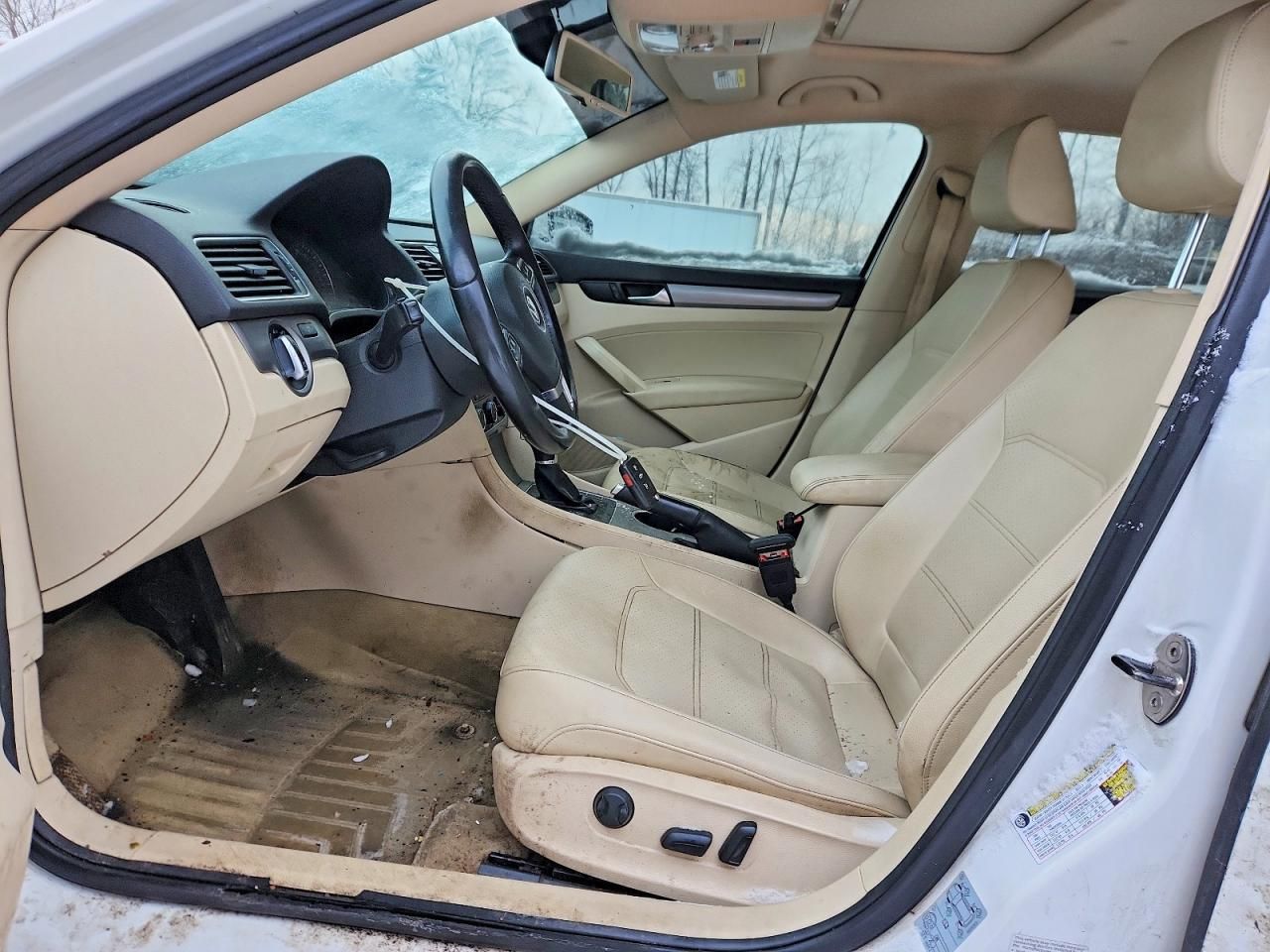 2014 Volkswagen Passat se