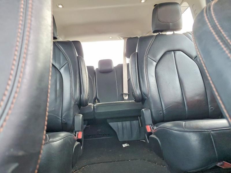 2018 Chrysler Pacifica Touring l