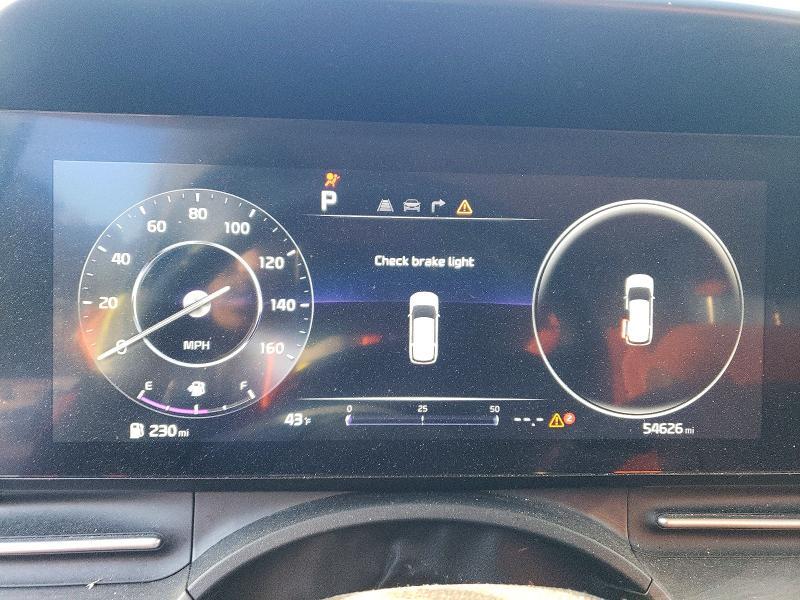 2023 KIA Carnival sx
