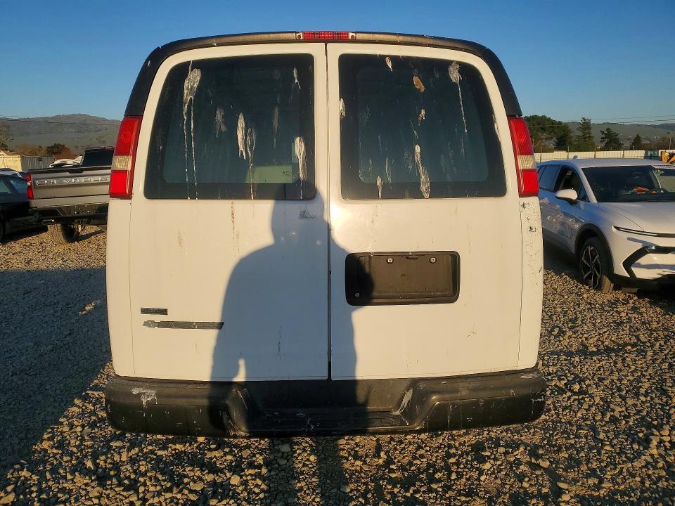 2010 Chevrolet Express 2500 Cargo Delivery van