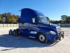 2018 Freightliner Cascadia 126
