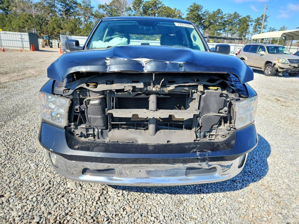 2017 Ram Trucks 1500 SLT