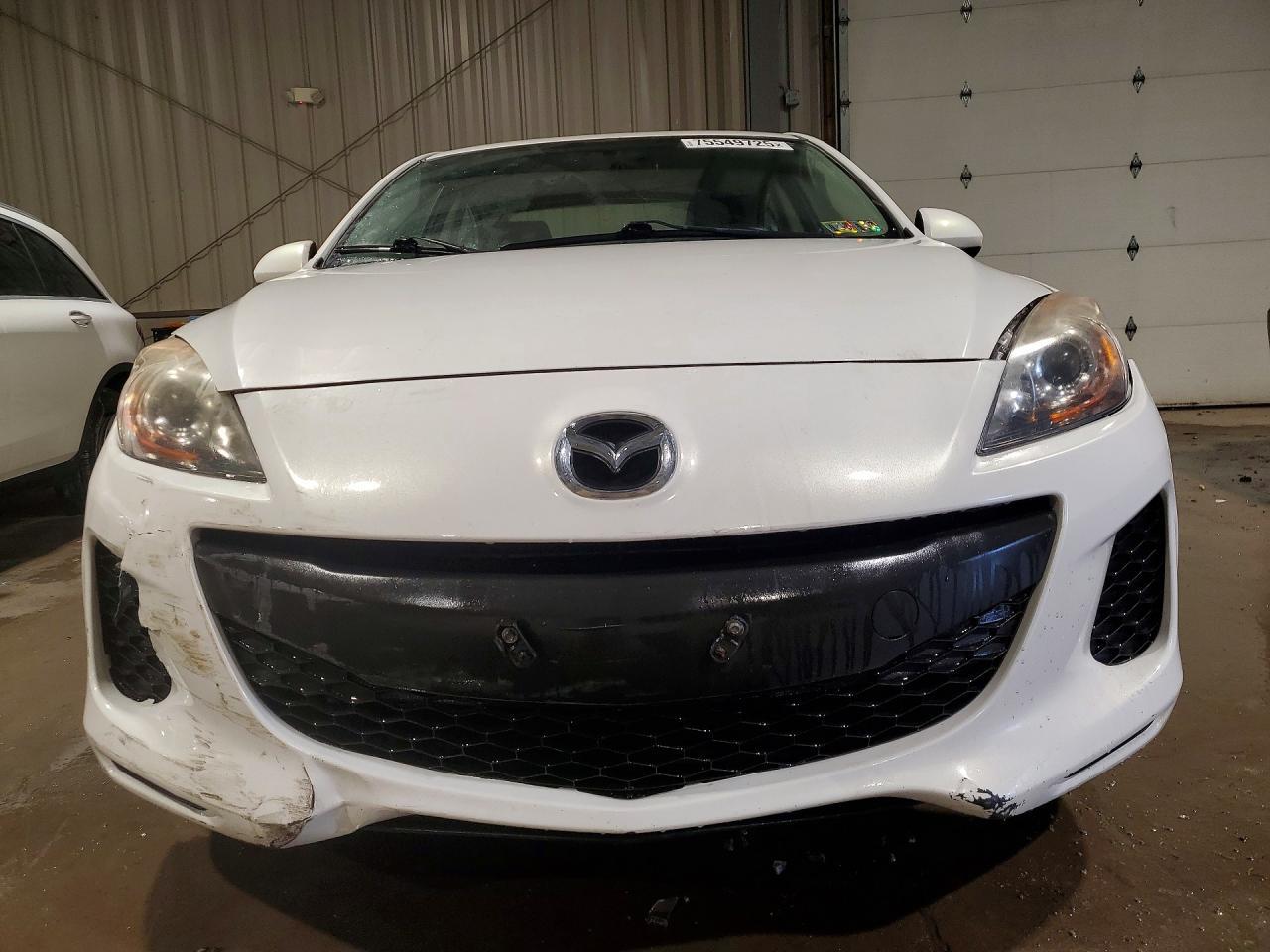 2013 Mazda 3 I