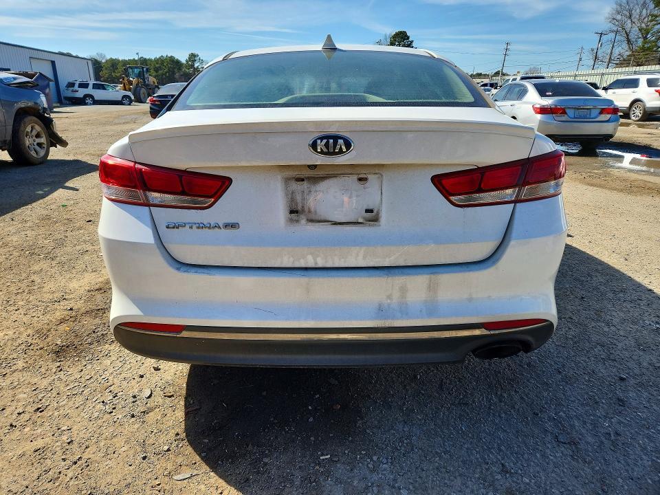 2016 KIA Optima lx