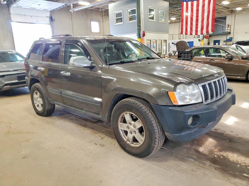 2006 Jeep Grand Cherokee Laredo