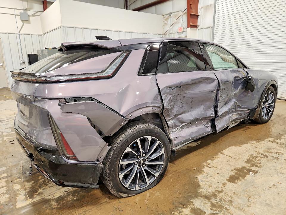 2024 Cadillac Lyriq Sport