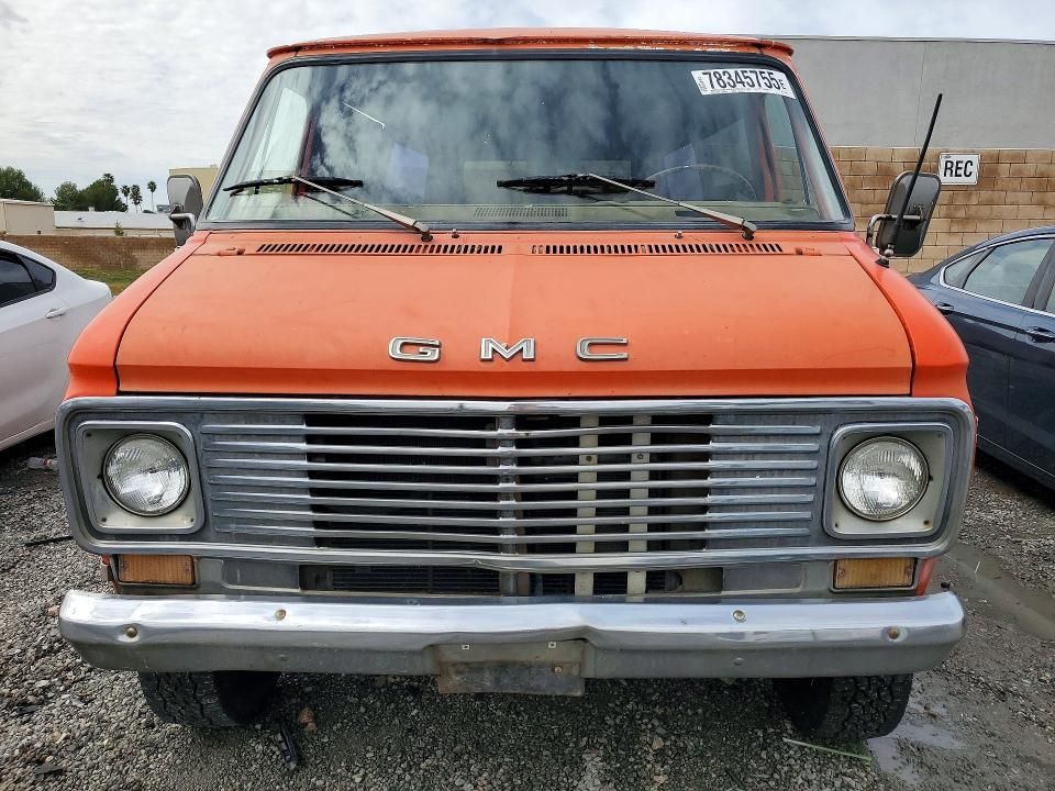 1972 GMC UK