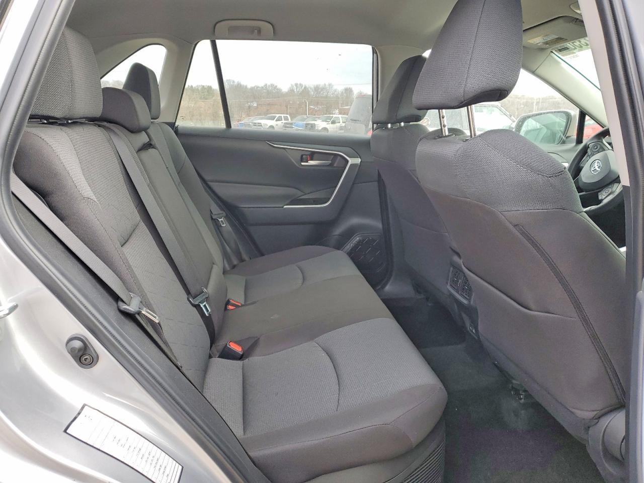 2025 Toyota Rav4 Hybrid awd 4D suv xle
