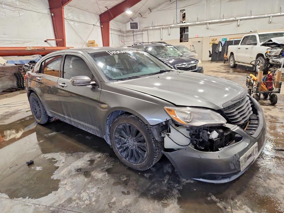 2013 Chrysler 200 Limited
