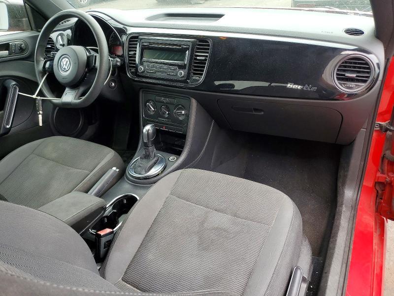 2013 Volkswagen Beetle