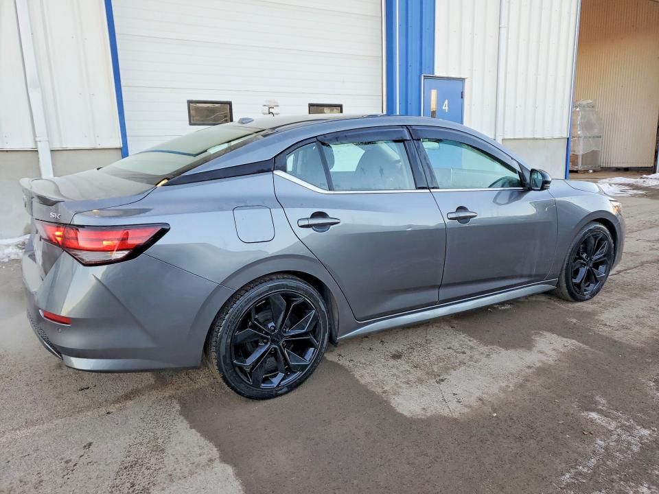 2022 Nissan Sentra sr