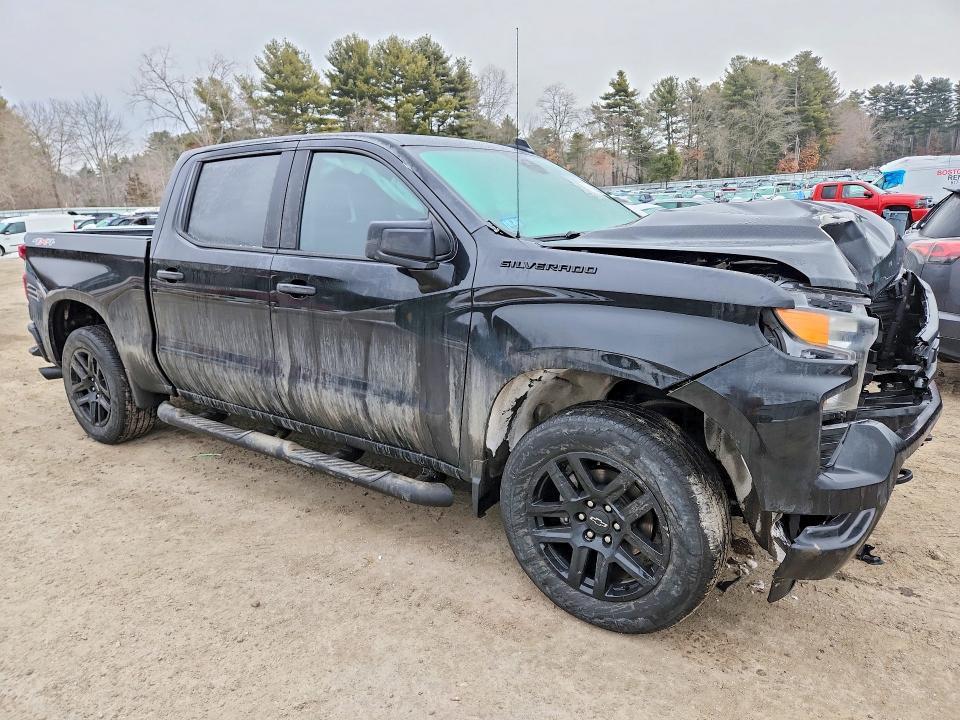 2023 Chevrolet Silverado K1500 Custom