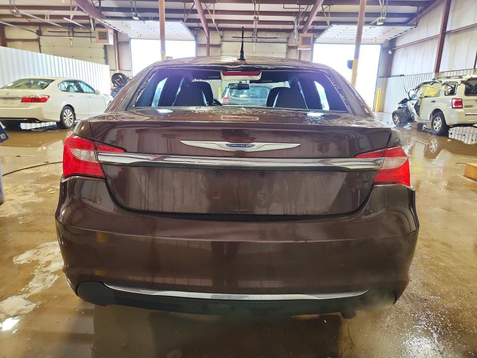 2012 Chrysler 200 Limited