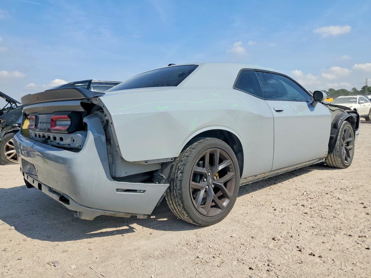 2021 Dodge Challenger sxt