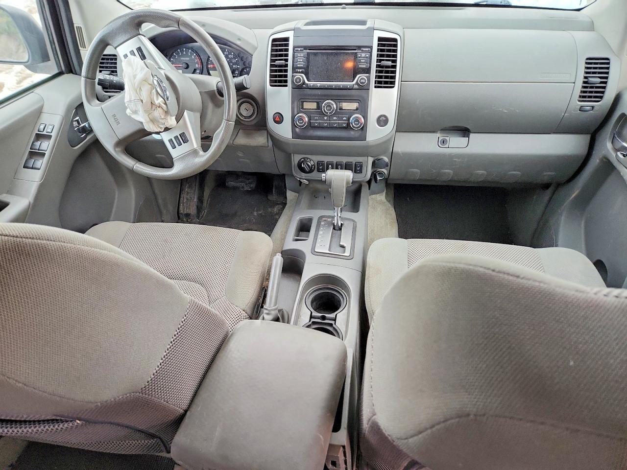 2015 Nissan Frontier S