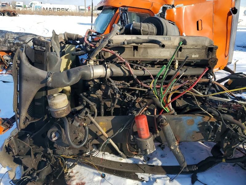 2007 Freightliner CST120 Semi Truck