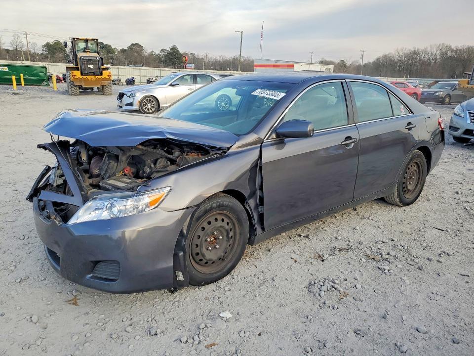 2010 Toyota Camry le