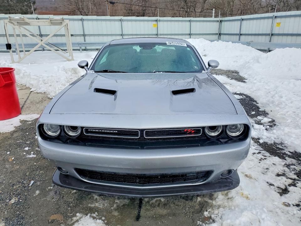 2016 Dodge Challenger R/T Scat Pack