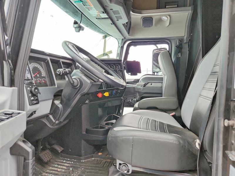 2025 Mack Anthem Semi Truck