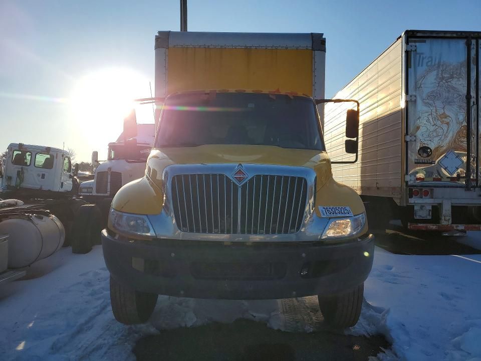 2017 International 4000 4300
