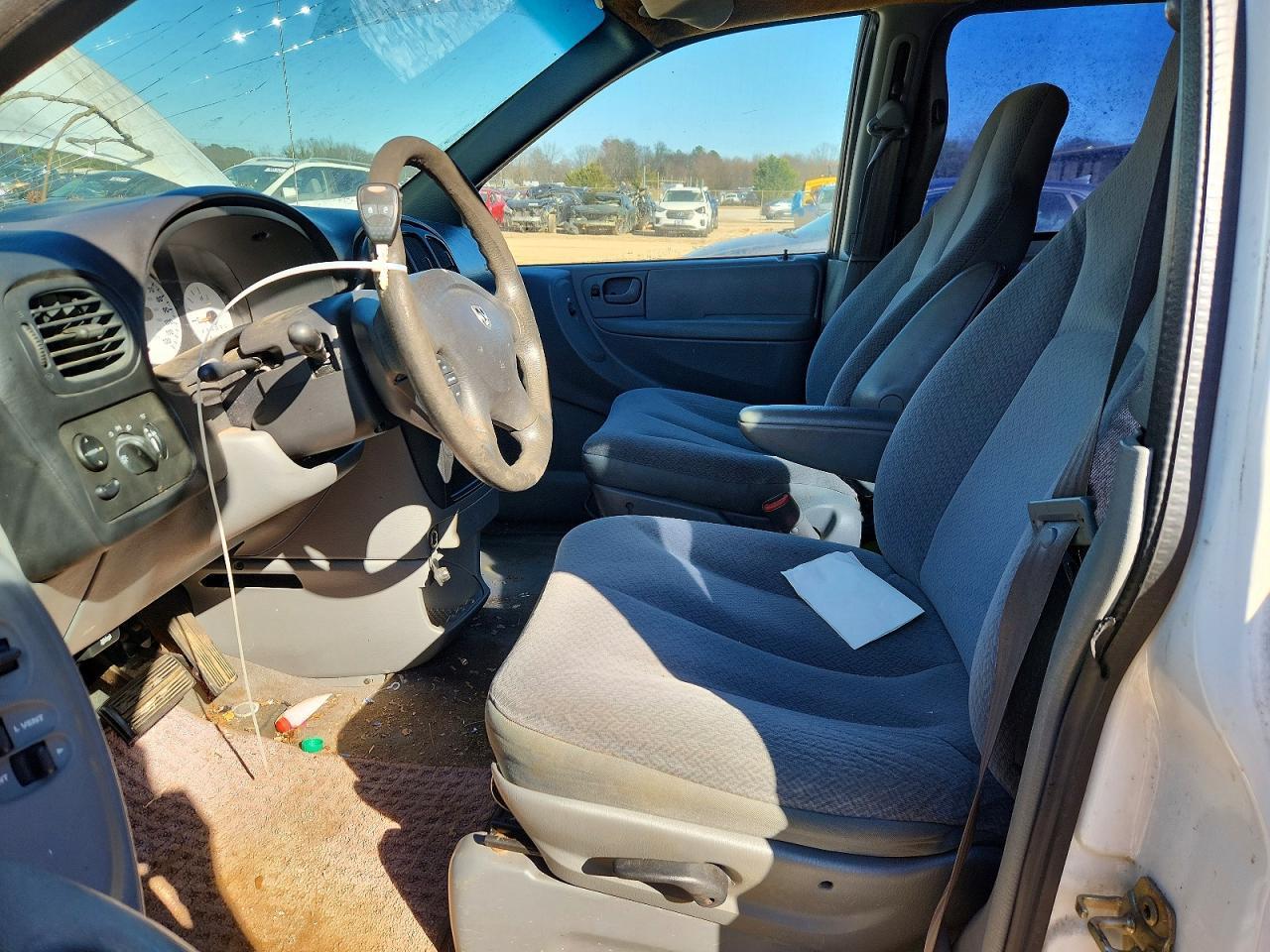 2005 Dodge Grand Caravan se