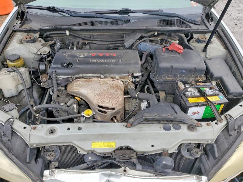 2003 Toyota Camry le