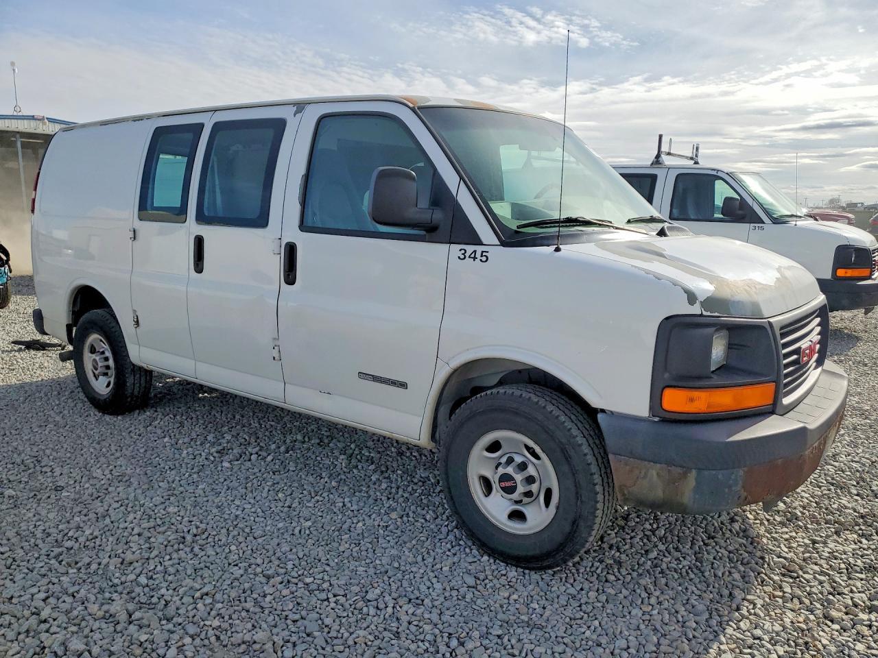 2005 GMC Savana G2500