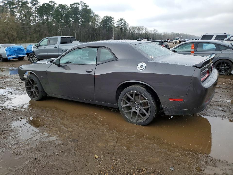 2018 Dodge Challenger r