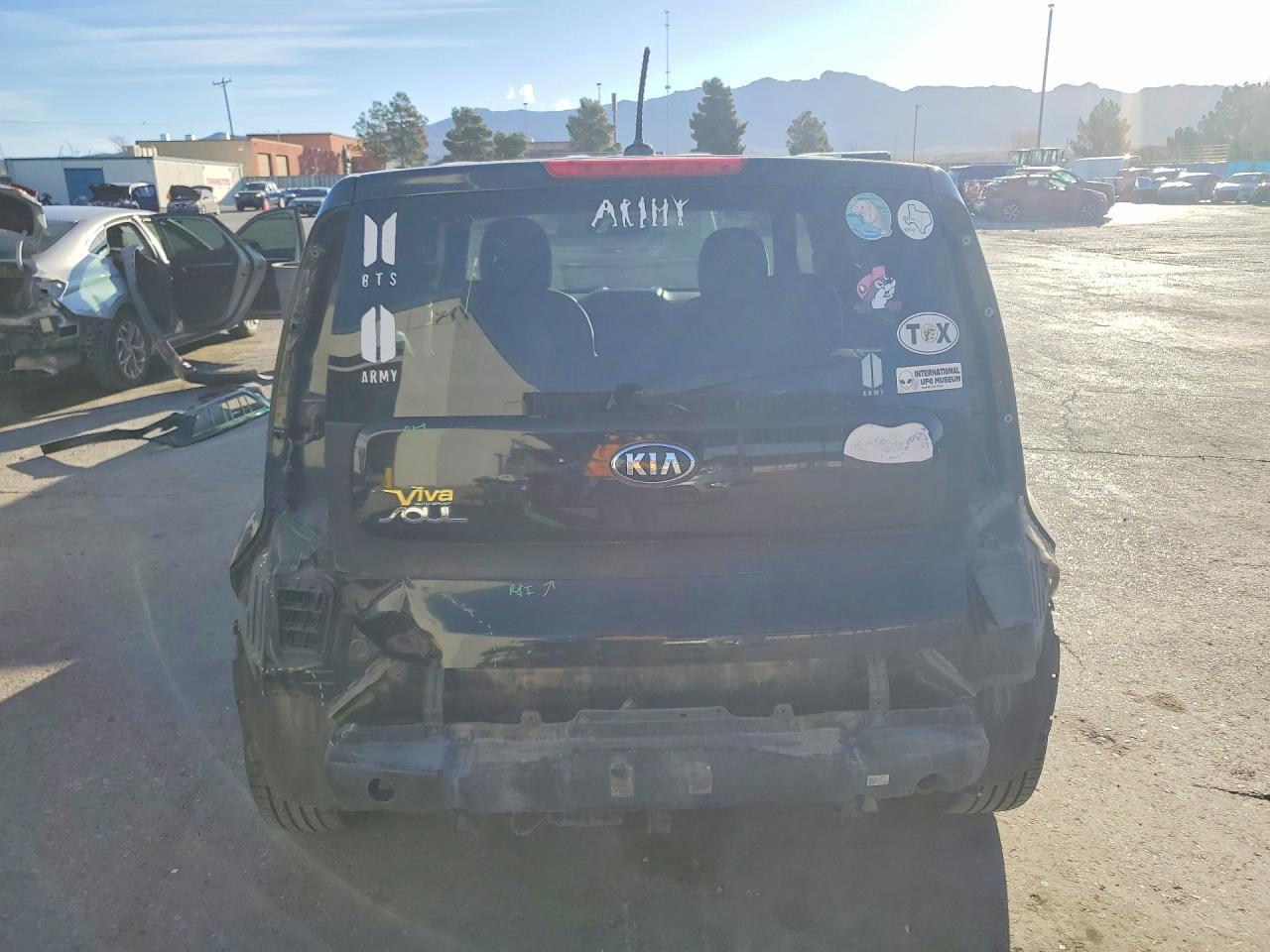 2016 KIA Soul Base