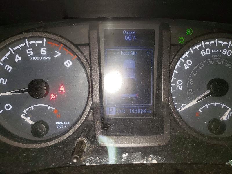 2016 Toyota Tacoma trd Sport