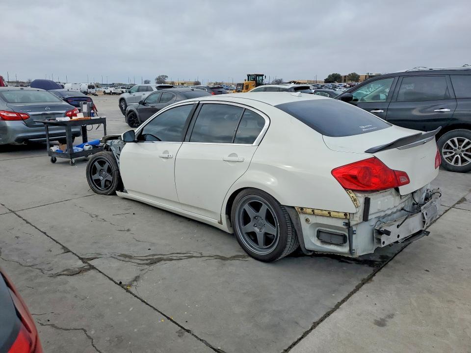 2013 Infiniti G37