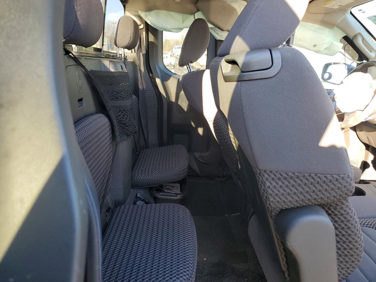 2012 Nissan Frontier SV V6