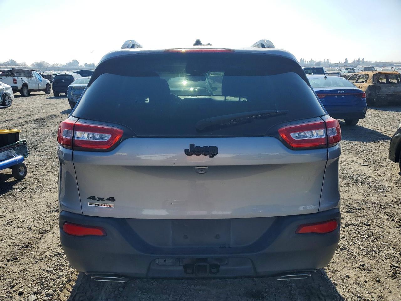 2016 Jeep Cherokee Latitude