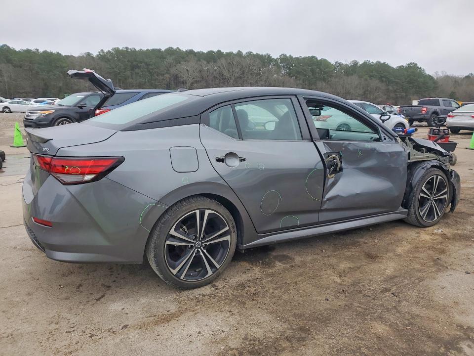 2020 Nissan Sentra sr