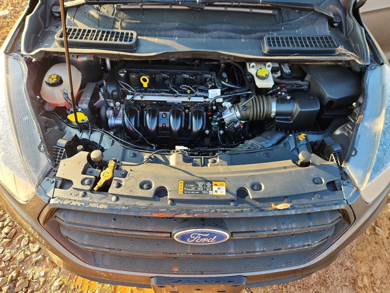 2019 Ford Escape s