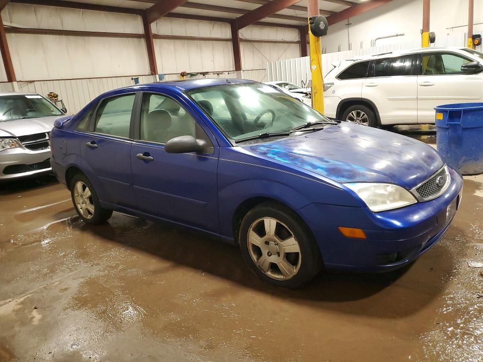2005 Ford Focus ZX4