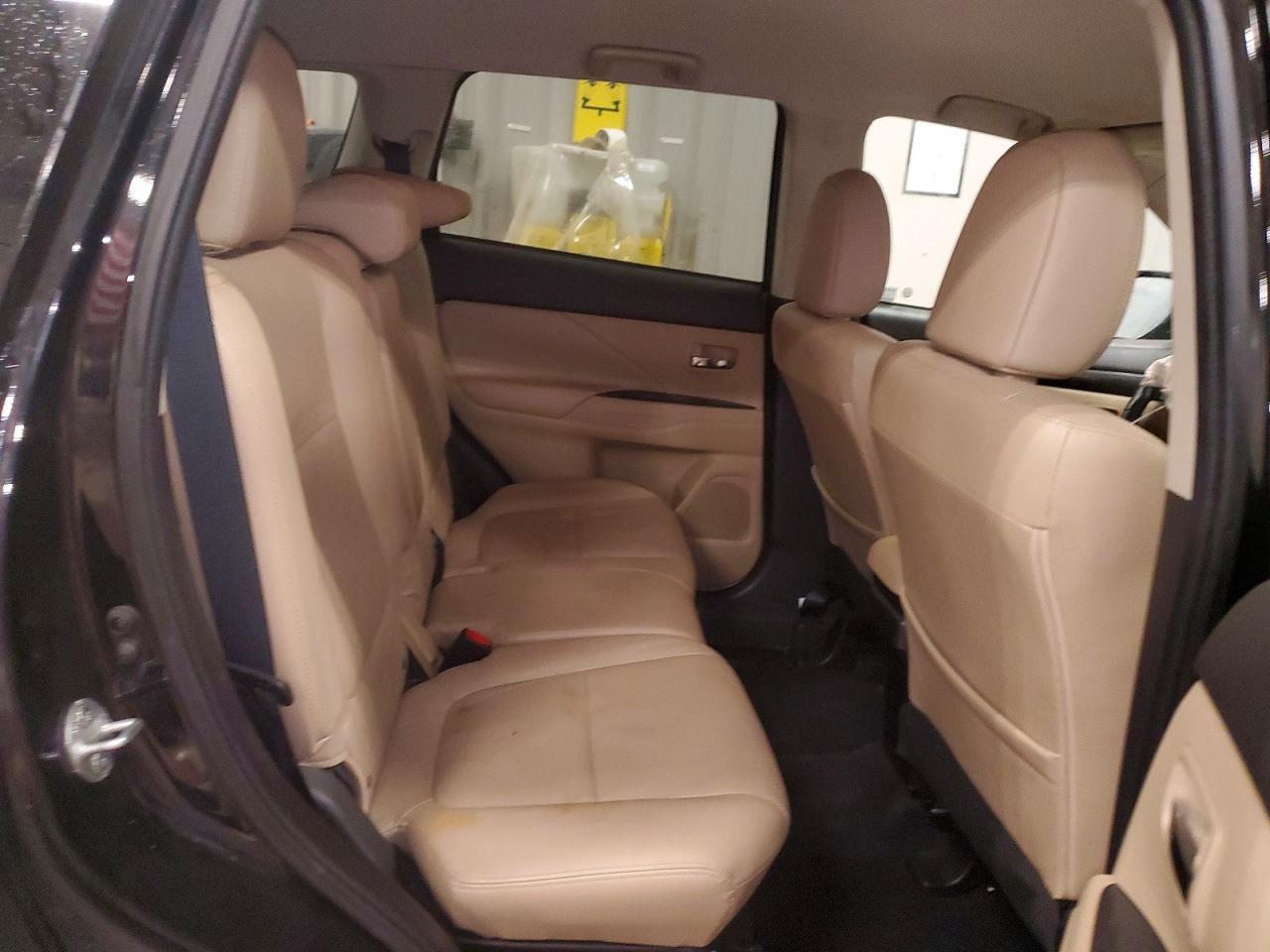 2018 Mitsubishi Outlander se