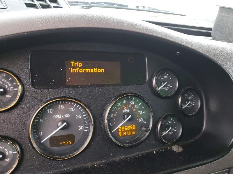 2021 Peterbilt 330 BOX Truck