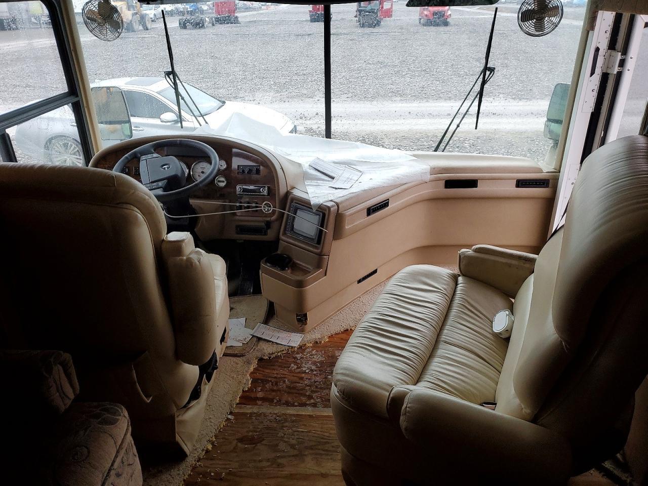 2003 Freightliner 2003 Frht Trvl Home