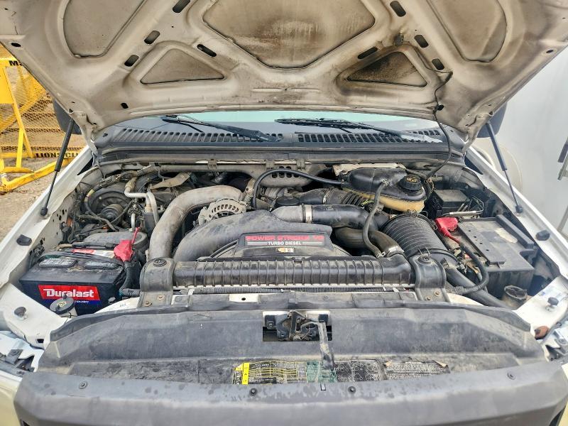 2005 Ford F350 Super Duty Flatbed Truck